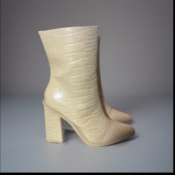LuLus Shoes - Lulus Wendi Light Nude Crocodile-Embossed Pointed-Toe Mid-Calf Boots Size 8.5
